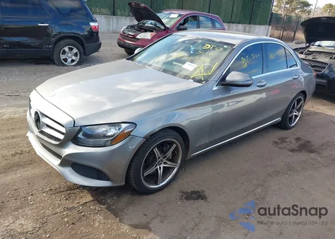 2016 Mercedes-Benz C-Class C 300/Luxury/Sport из США, поврежденный, VIN 55SWF4JB5GU150776